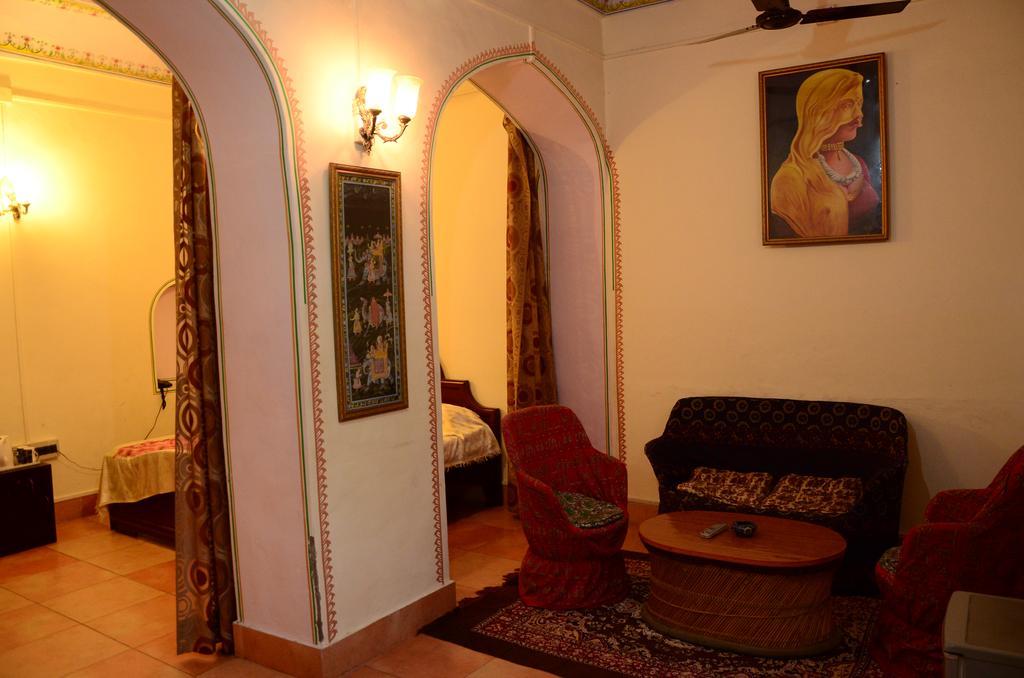 Hotel Burja Haveli Alwar Exterior photo