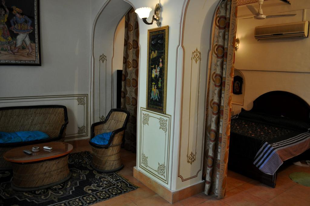Hotel Burja Haveli Alwar Exterior photo